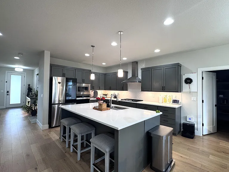 4078 SE 70th Ave — Photo 2
