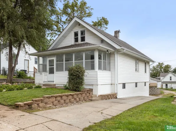 4537 Charles St, Omaha, NE 68132