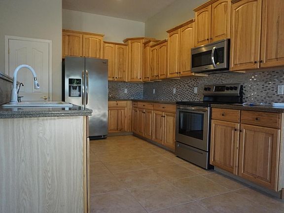 kitchen (2)