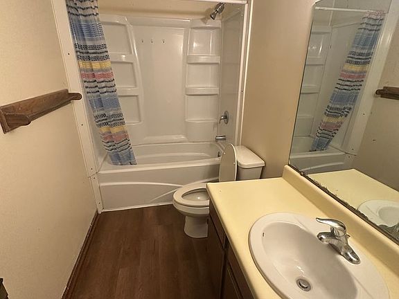 5th image of 1409 E Iron Ave #201A