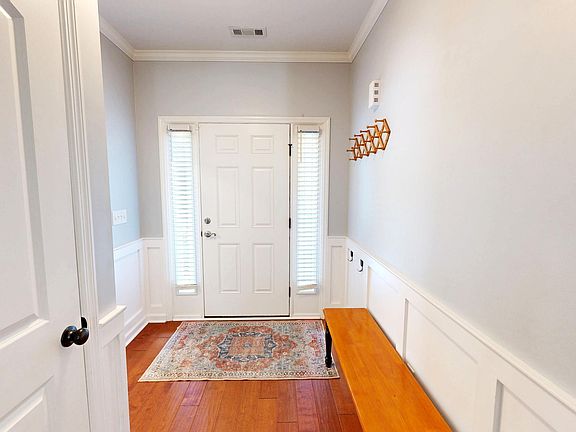 5th image of 516 Sebastian Drive
