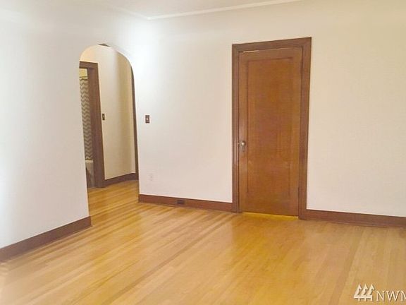 3rd image of 1631 16th Ave Unit 415
