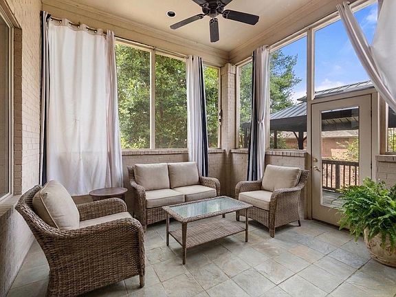 5th image of 3231 Winderly Pine Cv