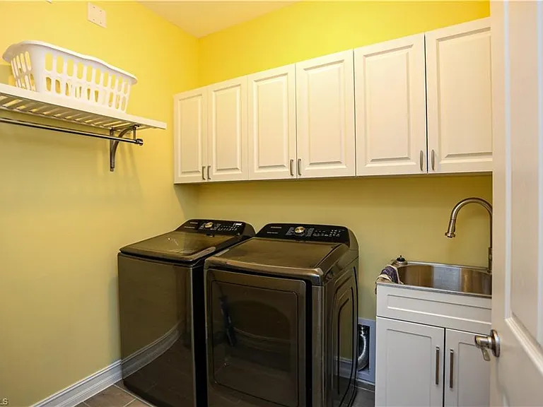 16579 Crescent Beach Way — Photo 20