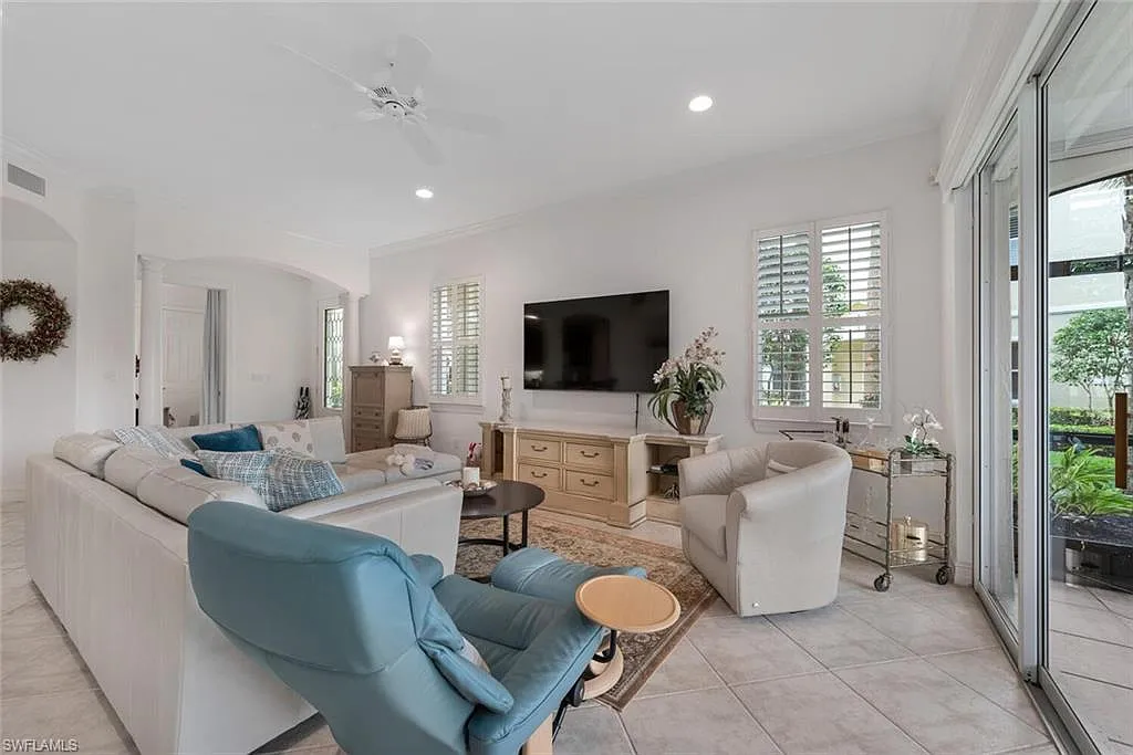 3 bed, 2.0 bath, 1768 sqft, $18,000 — Photo 3