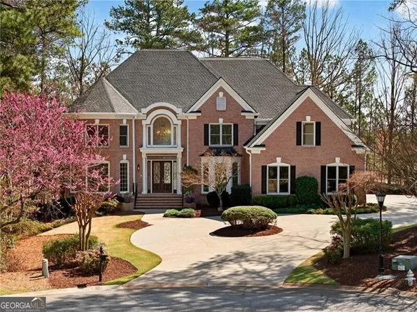 1090 Abingdon Ln, Johns Creek, GA 30022
