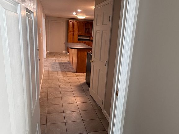Hall from one bedroom to kichen