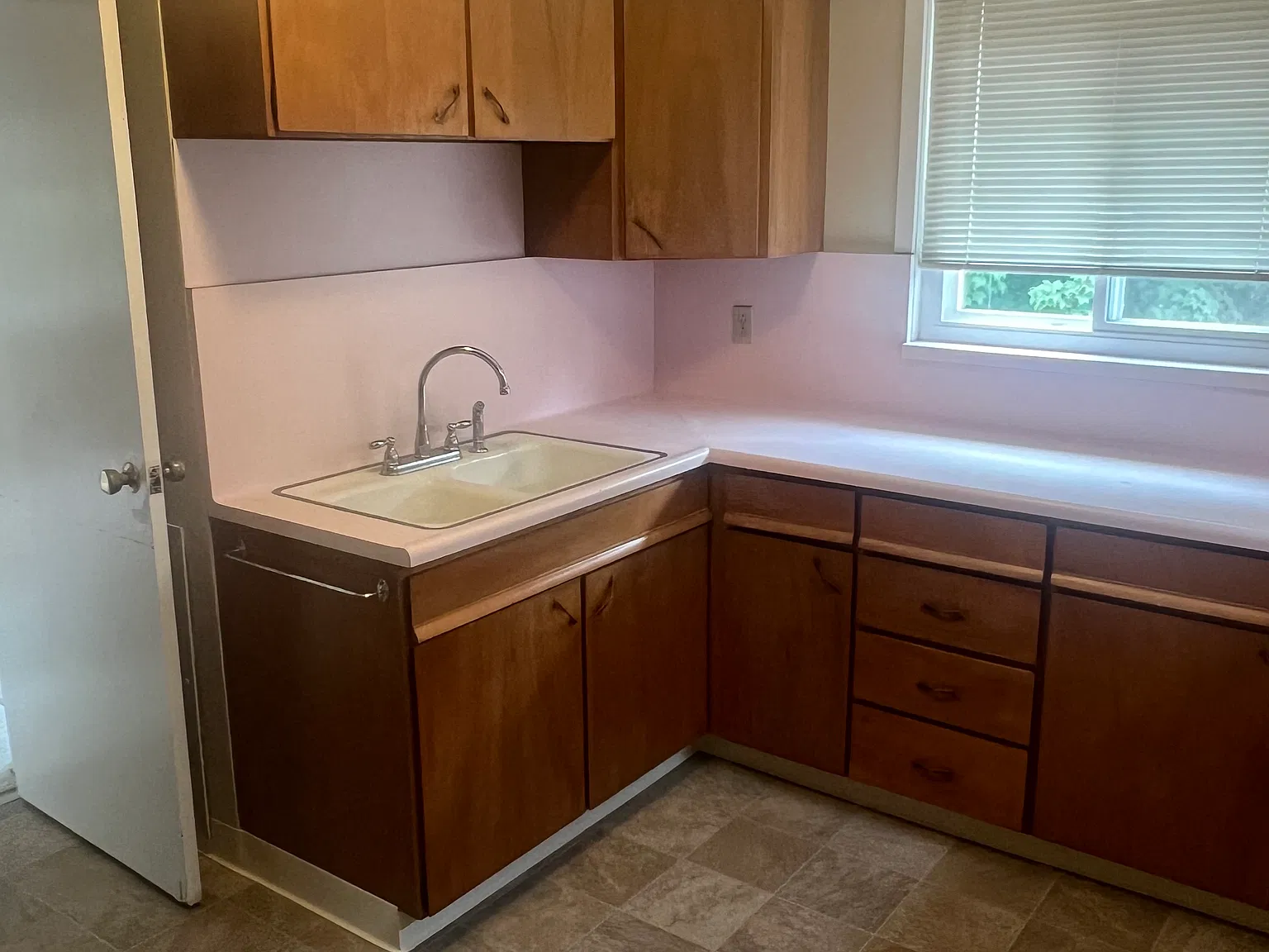 1 bed, $2,300 — Photo 3