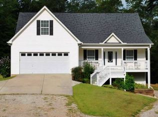 823 N Walkers Mill Rd, Griffin, GA 30223