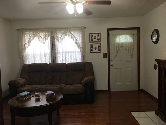 4th image of 417 W Vine Ave