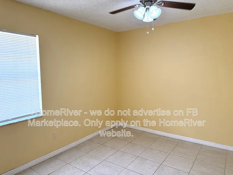 9702 Theresa Cir — Photo 11
