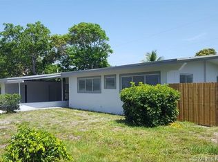 561 NW 191st St, Miami Gardens, FL 33169