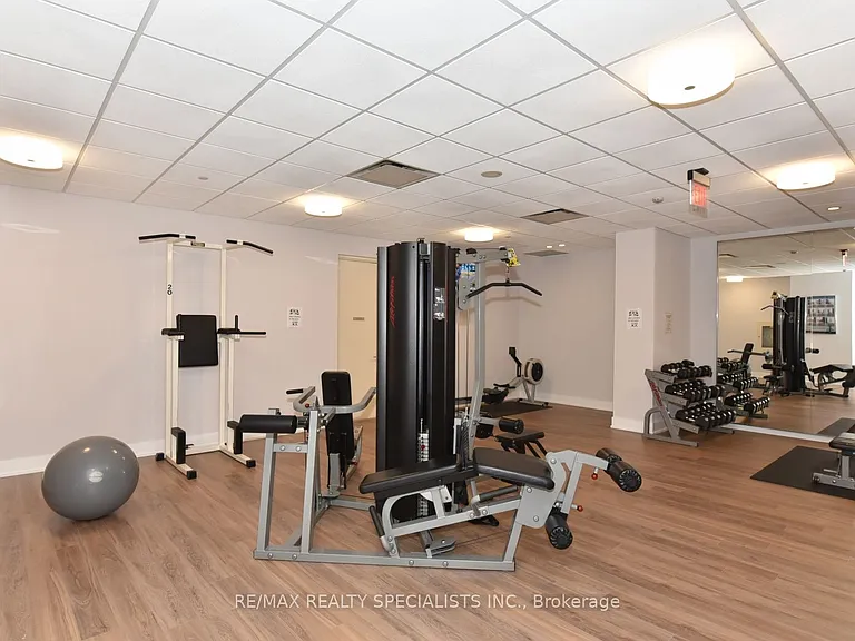 70 Roehampton Ave #712 — Photo 26