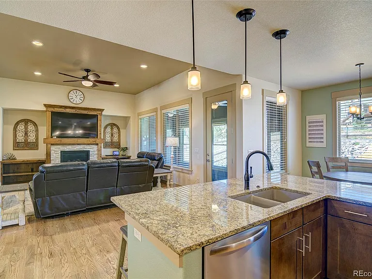 42105 Plantation Cir — Photo 3