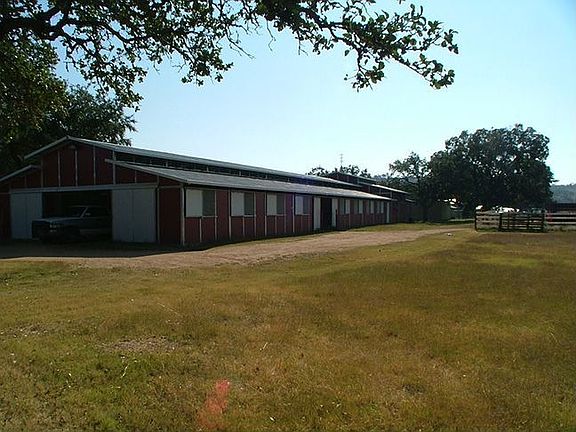 Barn