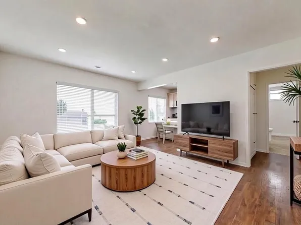 2617 Gates Ave APT C, Redondo Beach, CA 90278