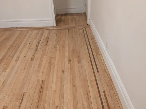 223 East 50th Street image 6 of 7