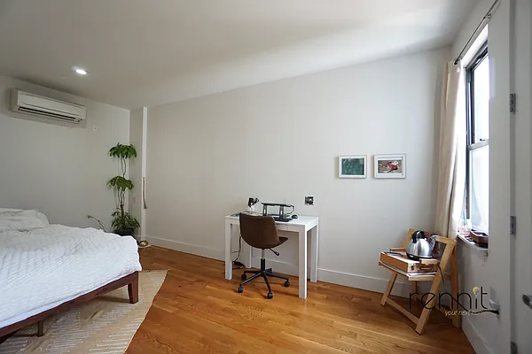 Rented by Rennit Inc. | media 55