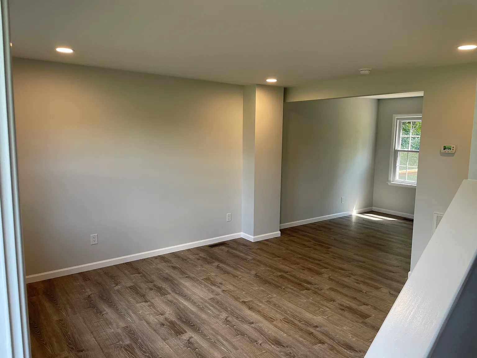 2 bed, 950 sqft, $1,700 — Photo 2