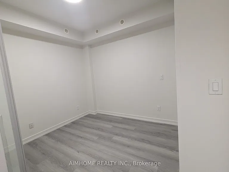 140 Broadview Ave #40 — Photo 7
