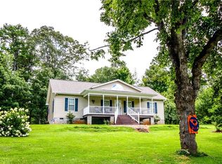 480 Cassidy Bridge Rd, Mountain Rest, SC 29664