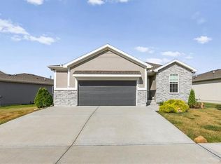 20850 W 190th Pl, Spring Hill, KS 66083