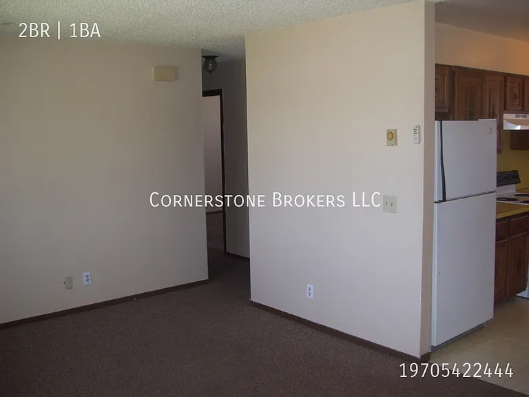 238 Applewood Ct — Photo 3