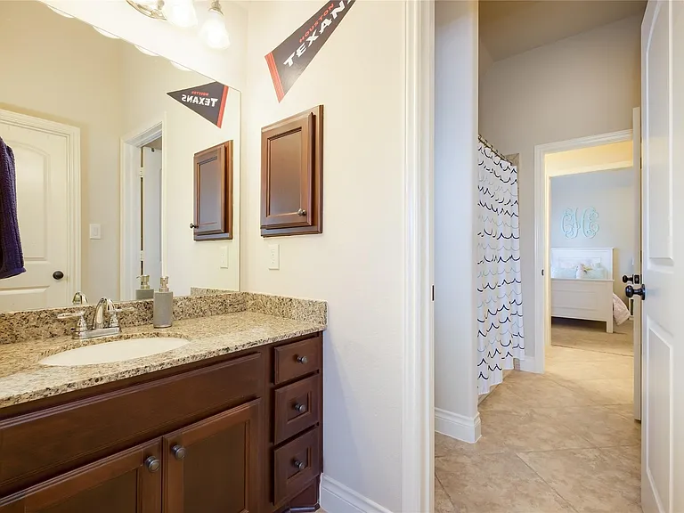 27707 Lodgemist Ct — Photo 33