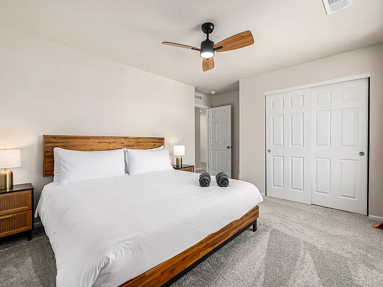 9096 Uravan Ct — Photo 43