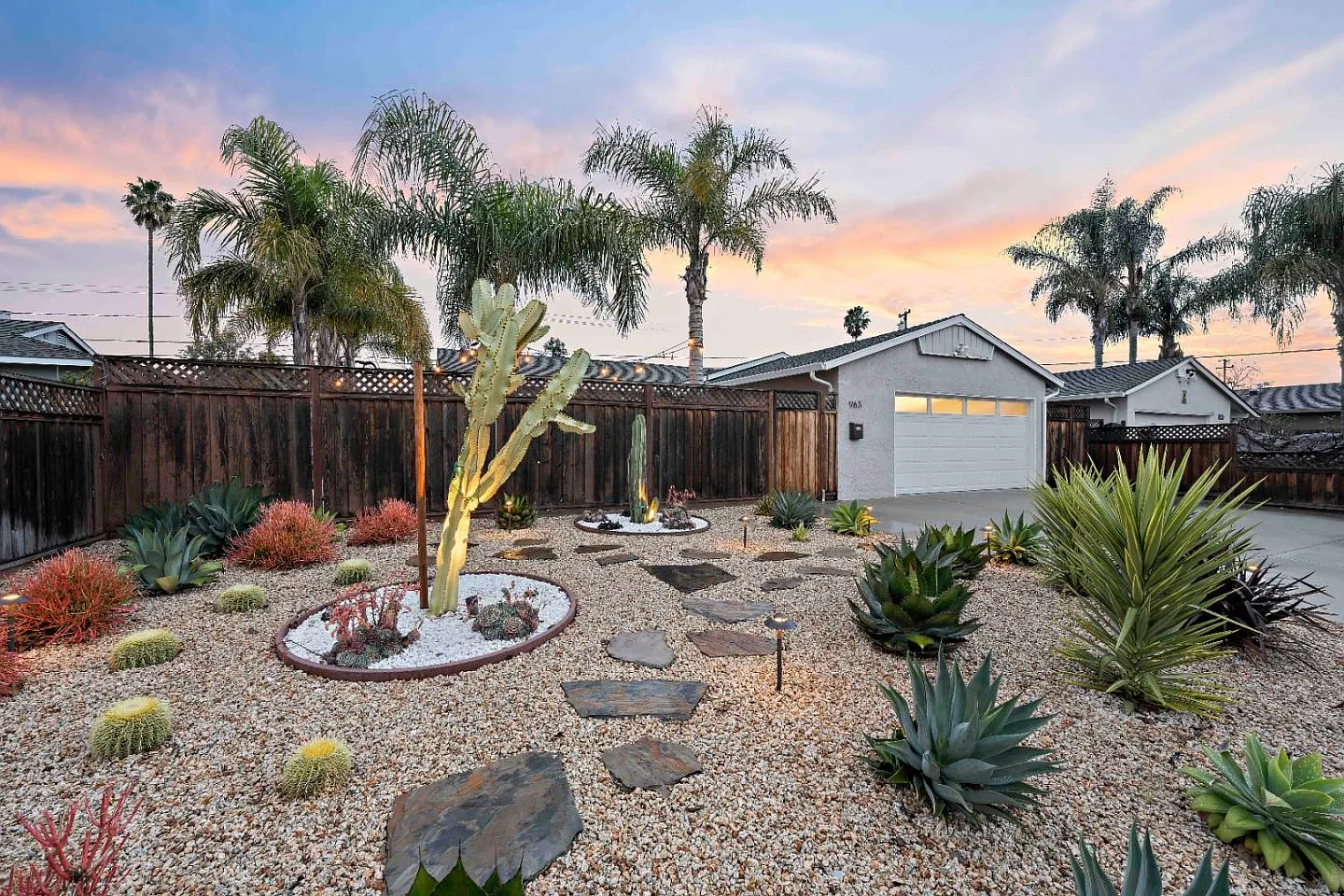 963 Connie Dr photo 1