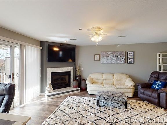 3rd image of 1481 Ledges Dr #B24