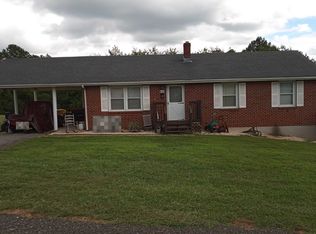 859 E Main St, Bedford, VA 24523