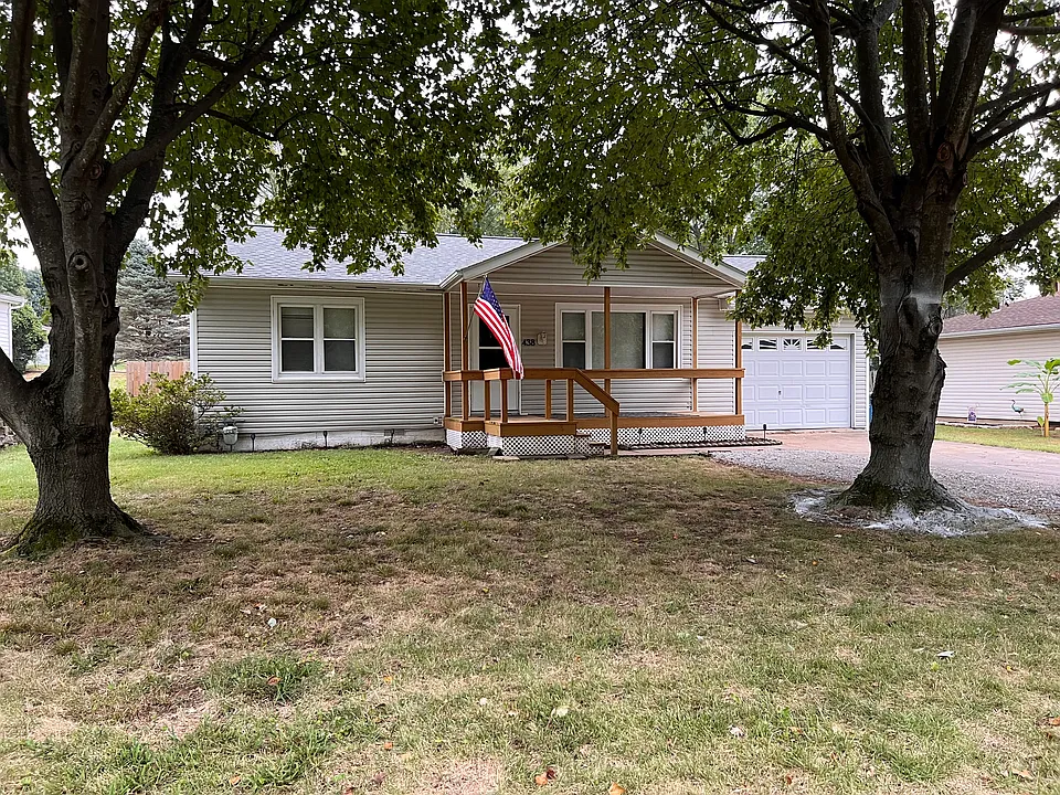 438 W Rosedale Dr