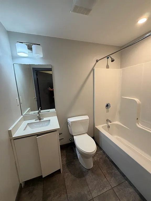 2 bed, 2.0 bath, 888 sqft, $2,283 — Photo 4