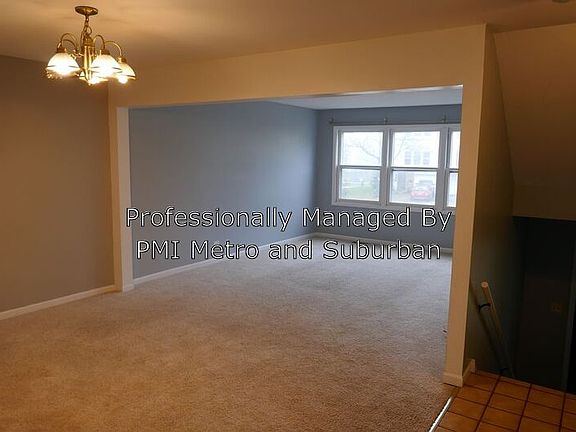 4th image of 2033 Oxford Ct