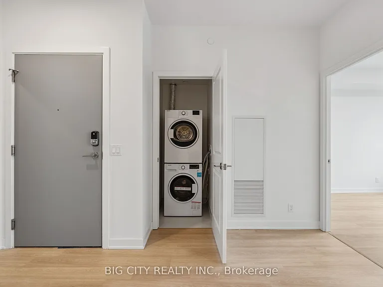 50 Upper Mall Way #2606 — Photo 15