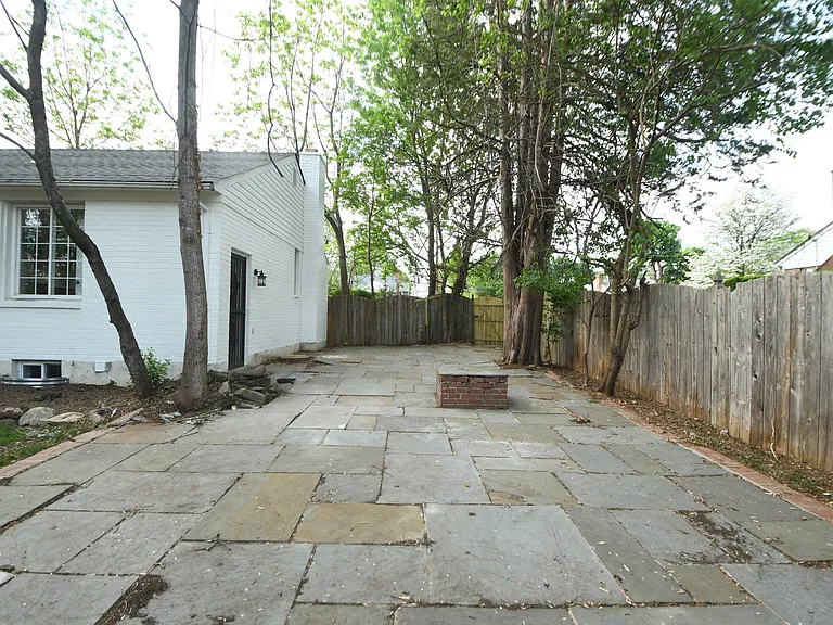 3506 Harrell St — Photo 54