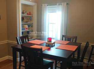 140 Babcock St #1, Brookline, MA 02446