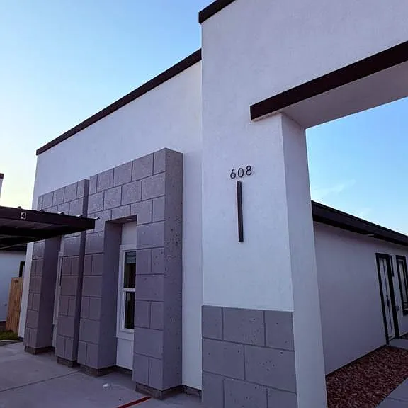 608 Mountain Rd — Photo 2