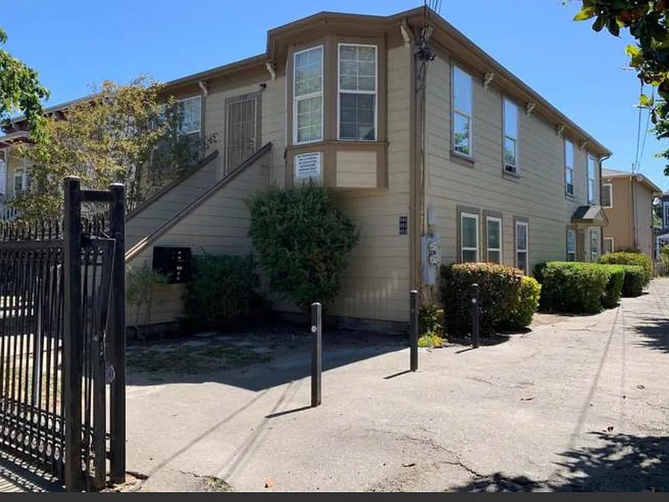 952 Chester St #952