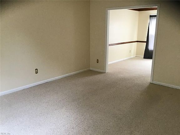 3rd image of 1429 Collingswood Trl