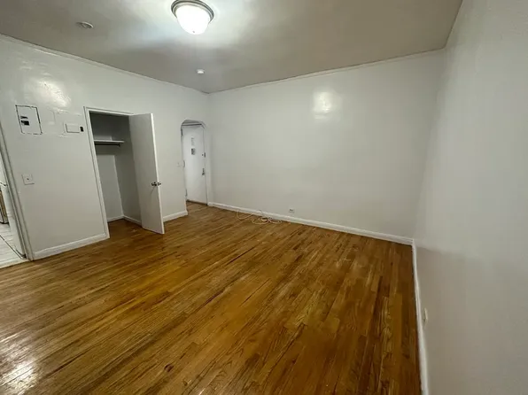 87 Hamilton Place image 1 of 4