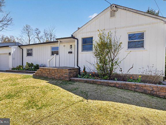 2nd image of 21 Allwood Dr