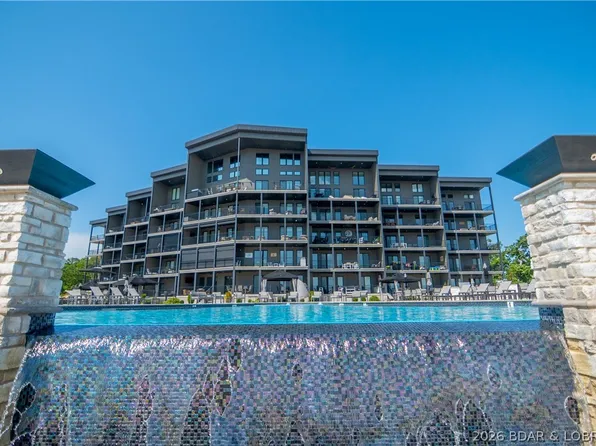 182 Havens Place Dr #5A, Lake Ozark, MO 65049