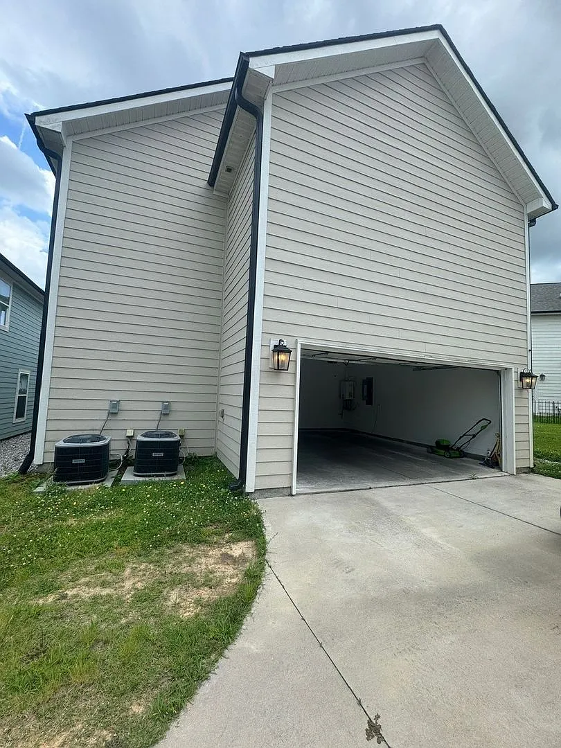 311 Indigo Way — Photo 3