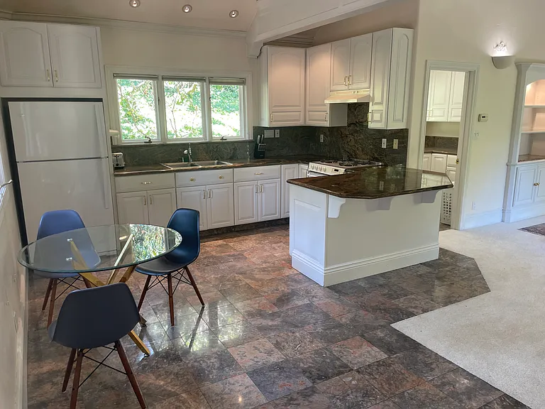 700 Kings Mountain Rd #AA — Photo 41