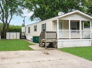 5 Oak St, Minooka, IL 60447