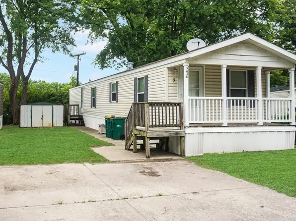 5 Oak St, Minooka, IL 60447