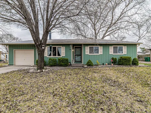 2126 Spain Dr, Manhattan, KS 66502