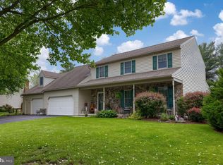 1015 Flagstone Ct, Lancaster, PA 17603